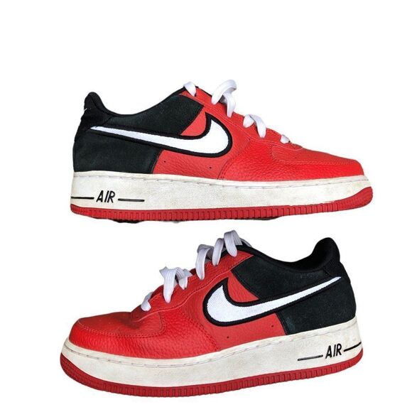 RARE 2018 Nike Air Force 1 Low Mystic Red Black Size 7.5 - Picture 15 of 16